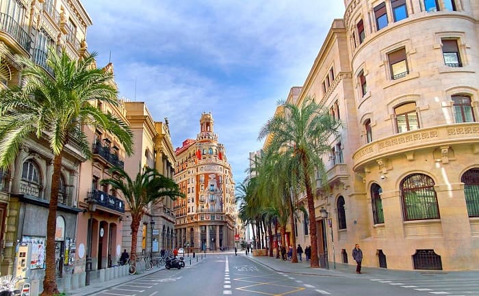 Thành phố Valencia với vẻ đẹp cổ kính và hoa lệ của Tây Ban Nha